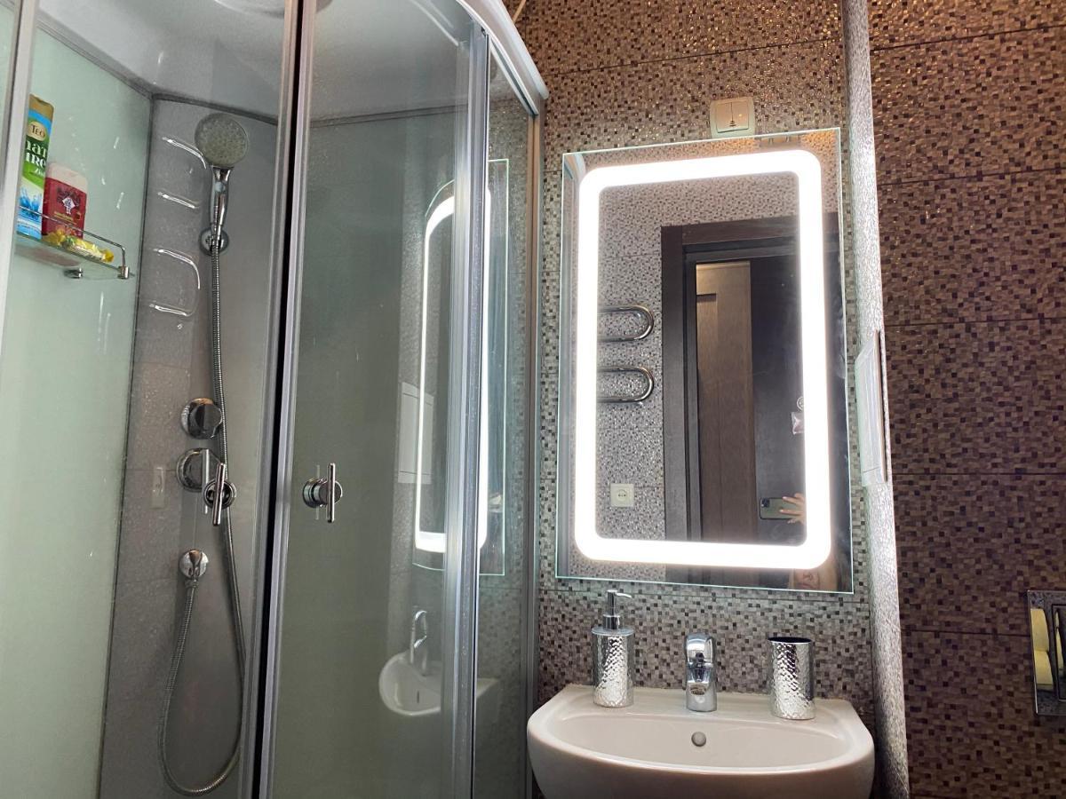 Modern Luxury In The Center Of At Konstitutsii Square * Kharkiv